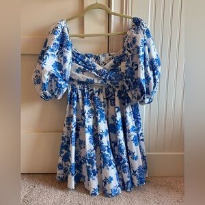 Caroline Constas Women’s Blue and White Floral Preppy Mini Dress